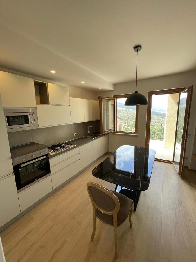 Notti O' Tunn Luxury Rooms In Centro Geraci Siculo Eksteriør billede