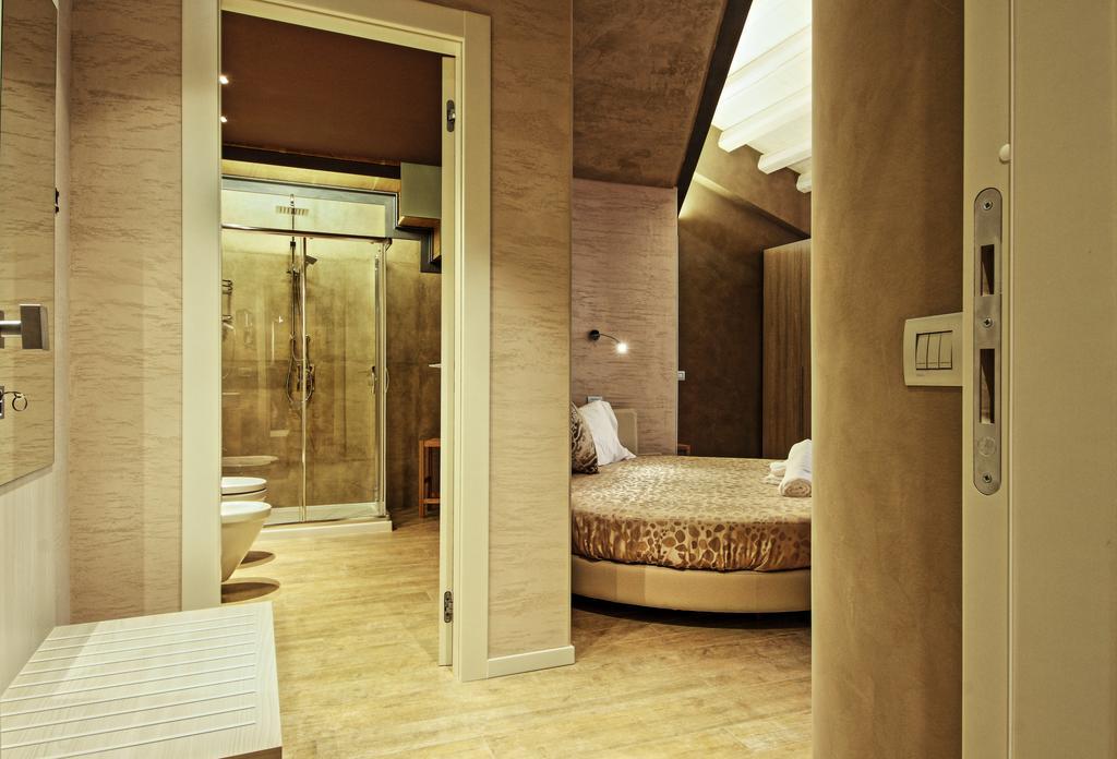Notti O' Tunn Luxury Rooms In Centro Geraci Siculo Eksteriør billede